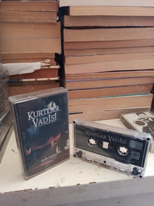 Gökhan Kırdar  Kurtlar Vadisi Müzik Albümü Kaset