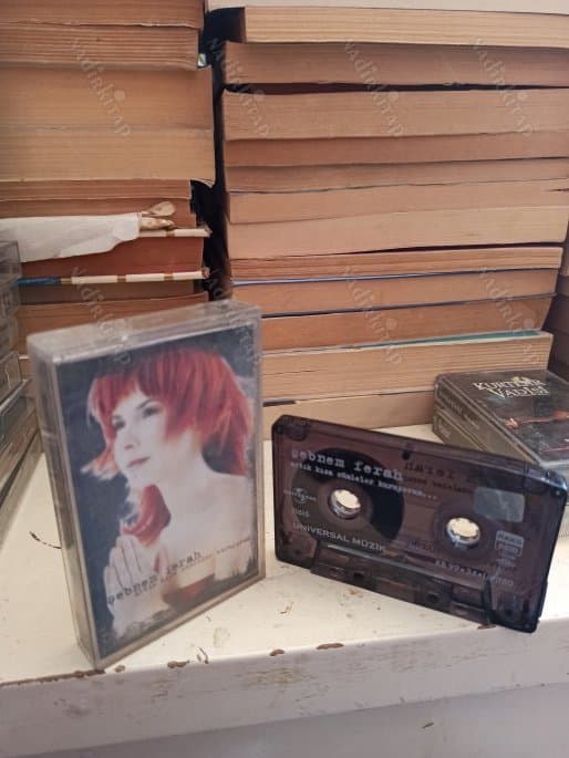 Şebnem Ferah - Artık Kısa Cümleler Kuruyorum (kaset)